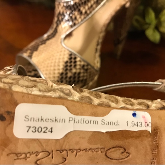 Oscar de la Renta Python Snakeskin Platform Heels - Picture 7 of 7